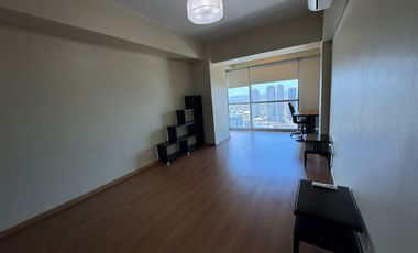 2 Bedrooms in St. Francis Shangrila Place, Mandaluyong City