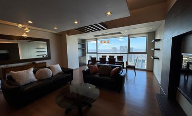 2 Bedrooms in St. Francis Shangrila Place, Mandaluyong City