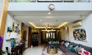 Homey and Bright 2-Storey Modern Home with Swimming Pool in Alabang Hills Village