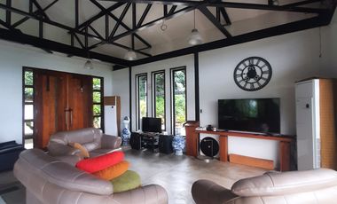 House and Lot for Sale in Timberland, San Mateo