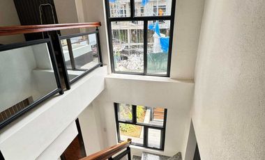 Fully Furnished Modern House for Sale!