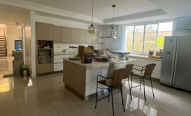 250 sqm Lot with 4-Bedroom Duplex House For Rent in Bel Air 3, Makati City