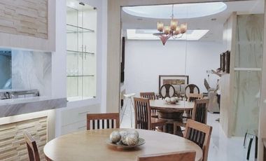 RARE 2BR Bi Level Lower Penthouse in Icon Residences, BGC For Rent