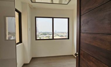 For Sale: 3 level Penthouse, Buenaventura Condominium Cebu