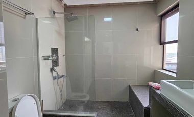 For Sale: 3 level Penthouse, Buenaventura Condominium Cebu
