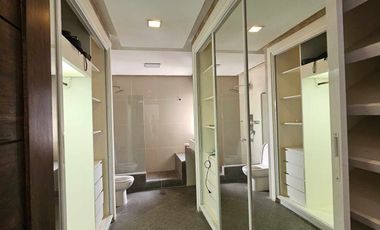 For Sale: 3 level Penthouse, Buenaventura Condominium Cebu