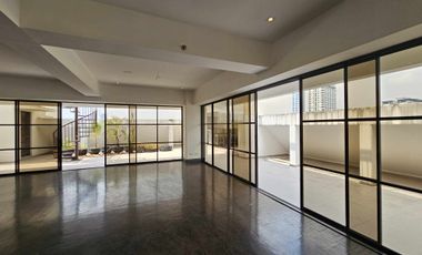 For Sale: 3 level Penthouse, Buenaventura Condominium Cebu