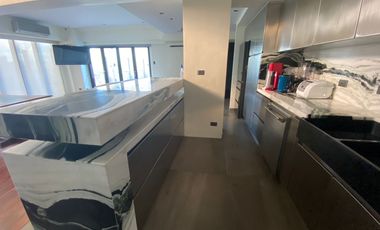 Lower Penthouse 3BR with Sky Garden Condominium Taguig for Sale