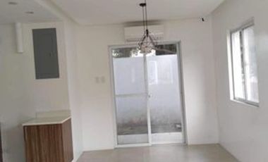 Townhouse for Rent/Sale at Betterliving, Paranaque City