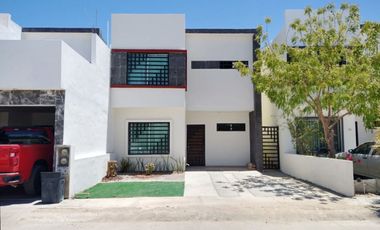 CASA AMUEBLADA EN RENTA  EN FRACCIONAMIENTO RESIDENCIAL