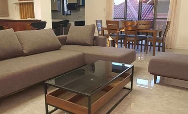 2 Storey House with Basement for Sale in Woodsgate, Baguio City