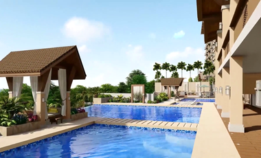 1 Bedroom Condo w/ Balcony Near the Beach