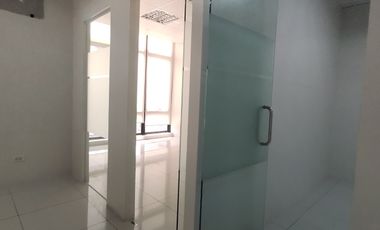 567 sqm Bright and Airy Office Suites Available in Quezon City