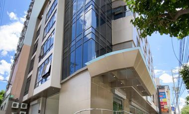 567 sqm Bright and Airy Office Suites Available in Quezon City