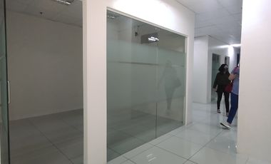 567 sqm Bright and Airy Office Suites Available in Quezon City