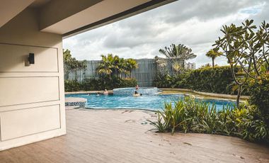 FOR SALE 2 Bedroom Penthouse Unit in Twin Oaks, Mandaluyong City