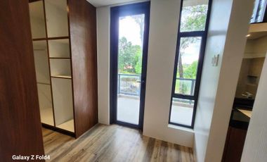 19.7m Triplex Townhouse For Sale At Alcove, Palmera Subdivision, Quezon City