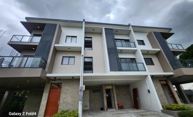 19.7m Triplex Townhouse For Sale At Alcove, Palmera Subdivision, Quezon City
