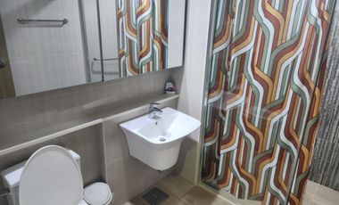 7M | 2 BEDROOM CONDO IN DHEIGHT CLARK PAMPANGA