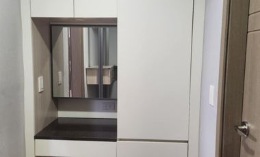 7M | 2 BEDROOM CONDO IN DHEIGHT CLARK PAMPANGA