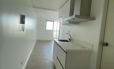Azure North- The Resort Residences RTO, Studio w/ balcony in CSFP for Sale