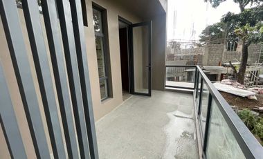 Green Living in the City – 3-Storey Smart Townhouse with 2-Car Garage - Gio