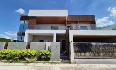 IMMENSELY OPULENT, FULLY-FURNISHED SMART HOME WITH DODGE REBEL RAM FOR SALE