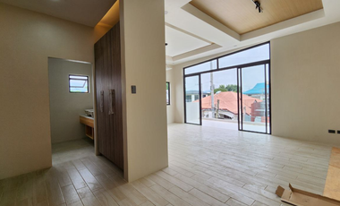 Luxurious and Spacious House & Lot in Sto. Niño Village, Banilad, Cebu