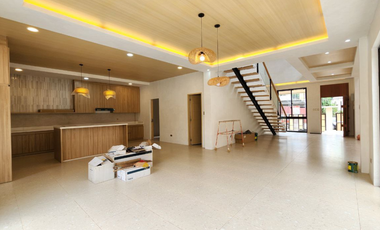 Luxurious and Spacious House & Lot in Sto. Niño Village, Banilad, Cebu