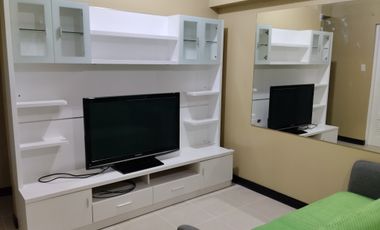 2BR with Balcony,newly renovated furnished, a bit interiored