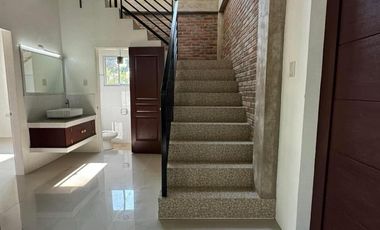 Modern Two-Storey House and Lot in West Balabag, Valencia ID 14962