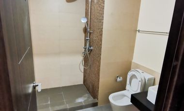 1 Bedroom For Rent at The Radiance Manila Bay Pasay City
