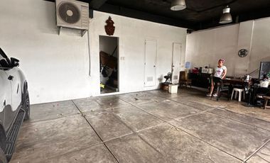 Liveable 5BR House on Large Lot in Mandaluyong – Redevelopment Opportunity