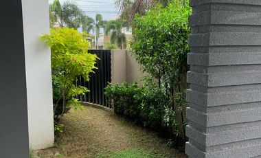 Pulu Amsic Subdivision 5BR w/ pool, parking in Angeles City, Pampanga