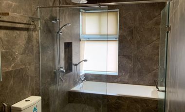 Pulu Amsic Subdivision 5BR w/ pool, parking in Angeles City, Pampanga