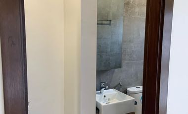 Pulu Amsic Subdivision 5BR w/ pool, parking in Angeles City, Pampanga