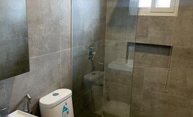 Pulu Amsic Subdivision 5BR w/ pool, parking in Angeles City, Pampanga