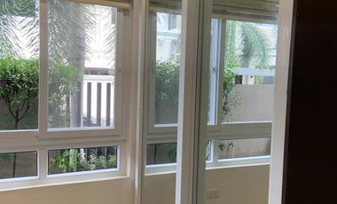 Pulu Amsic Subdivision 5BR w/ pool, parking in Angeles City, Pampanga