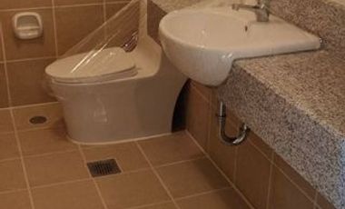 2-Bedroom Condo for Rent in The Atherton, Oak Tower, Parañaque City