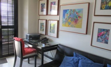 Condo Unit in Alabang For Sale