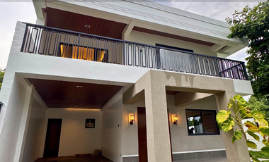 For Sale 4 Bedrooms Greenheights Village House at Parañaque City