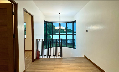 For Sale 4 Bedrooms Greenheights Village House at Parañaque City