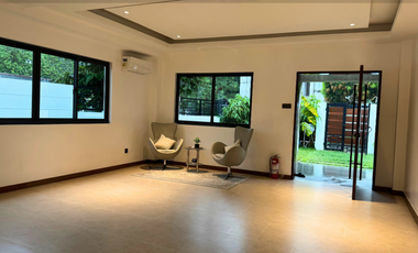 For Sale 4 Bedrooms Greenheights Village House at Parañaque City