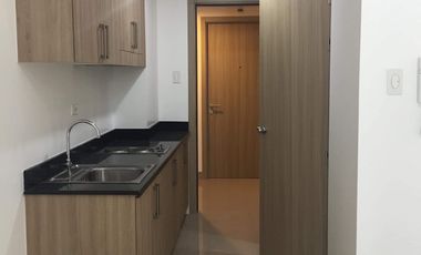Shore Residences 1BR cheapest 21k inclusive of dues