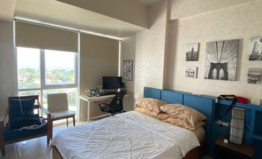 Executive 1BR Condo with Balcony in Mactan Newtown (Seaview)