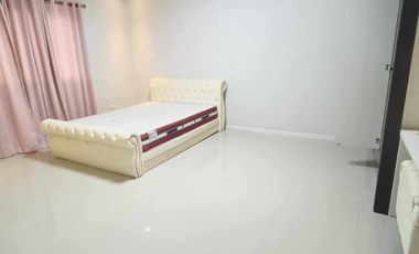 Funished House for rent in Pulu Amaic with swimming Pool