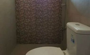 4BR House and Lot for Rent at Mandaluyong City