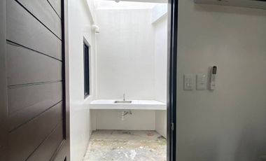 10 Doors 3-Storey Townhouses is FOR SALE along Margarita Village, Bajada, Davao