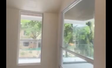 Hillsborough House and Lot