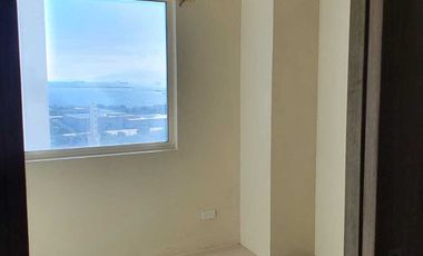 1BR Condo for Rent at Breeze Residences (new and affordable)